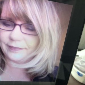 Meet your Posher, Carrie